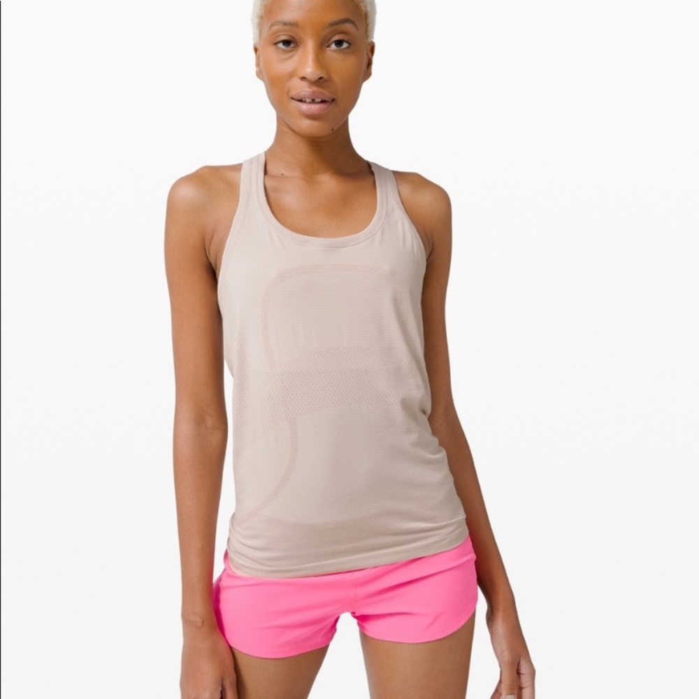 Lululemon Swiftly Tech 2.0 Workout Tank in color:Dune/Mink Berry